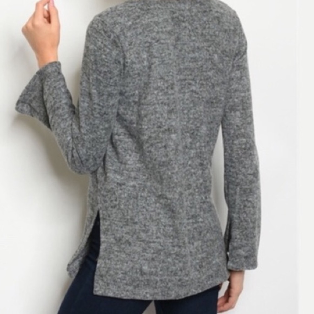 LAST ONE-SALE 🌟Comfy,🌟🍃grey🍃knit,🍃top,💐 - Picture 5 of 8